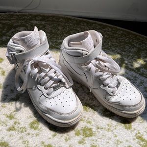 Nike white high top air force 1 youth 5 women 7